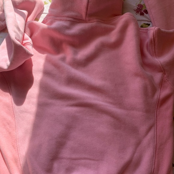 Baby pink champion daisy logo hoodie - Picture 6 of 7